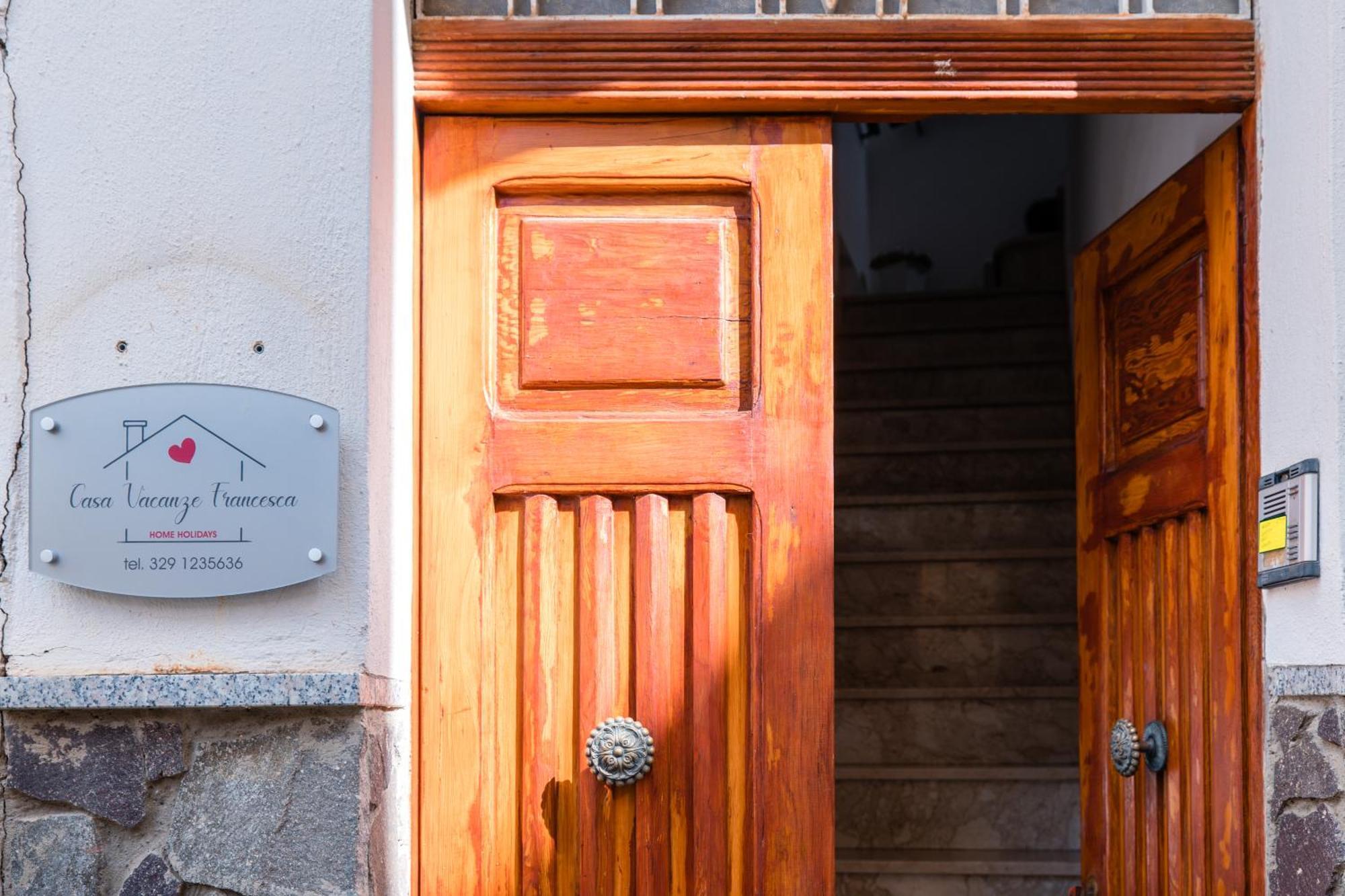 Casa Vacanza Francesca Leonforte Bagian luar foto